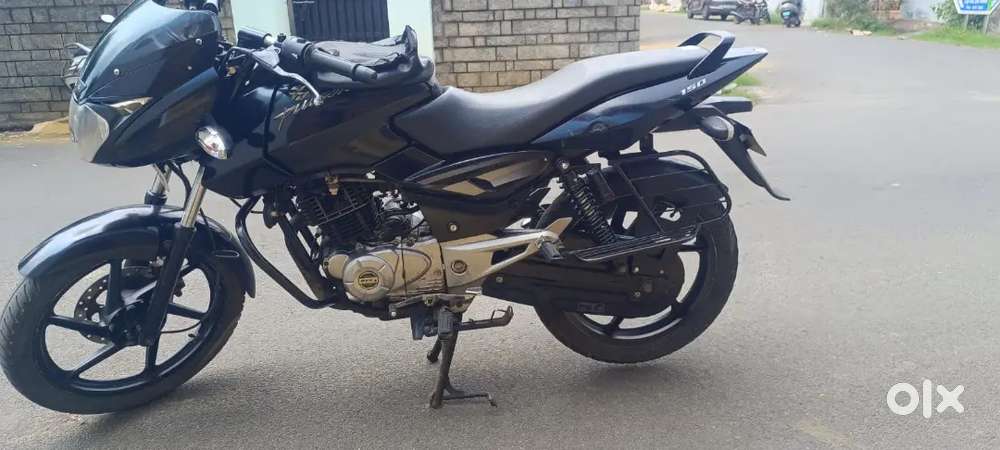 2013 model single owner both Tyre new engine good