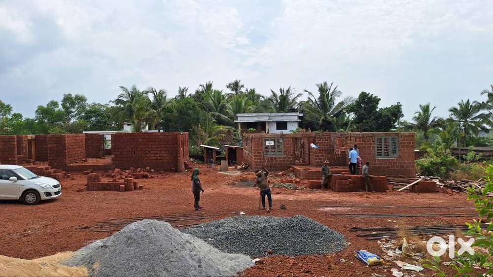 plot for sale in periyattadukkam,periya