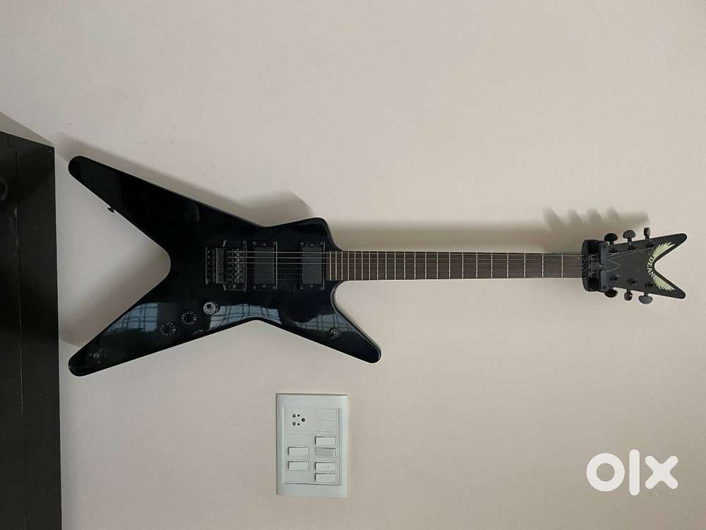 Dean ML X - Electric Guitar - Floyd Rose
