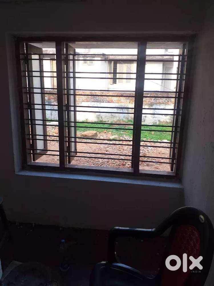 Single room available for bachelor Trivandrum Pravachambalam