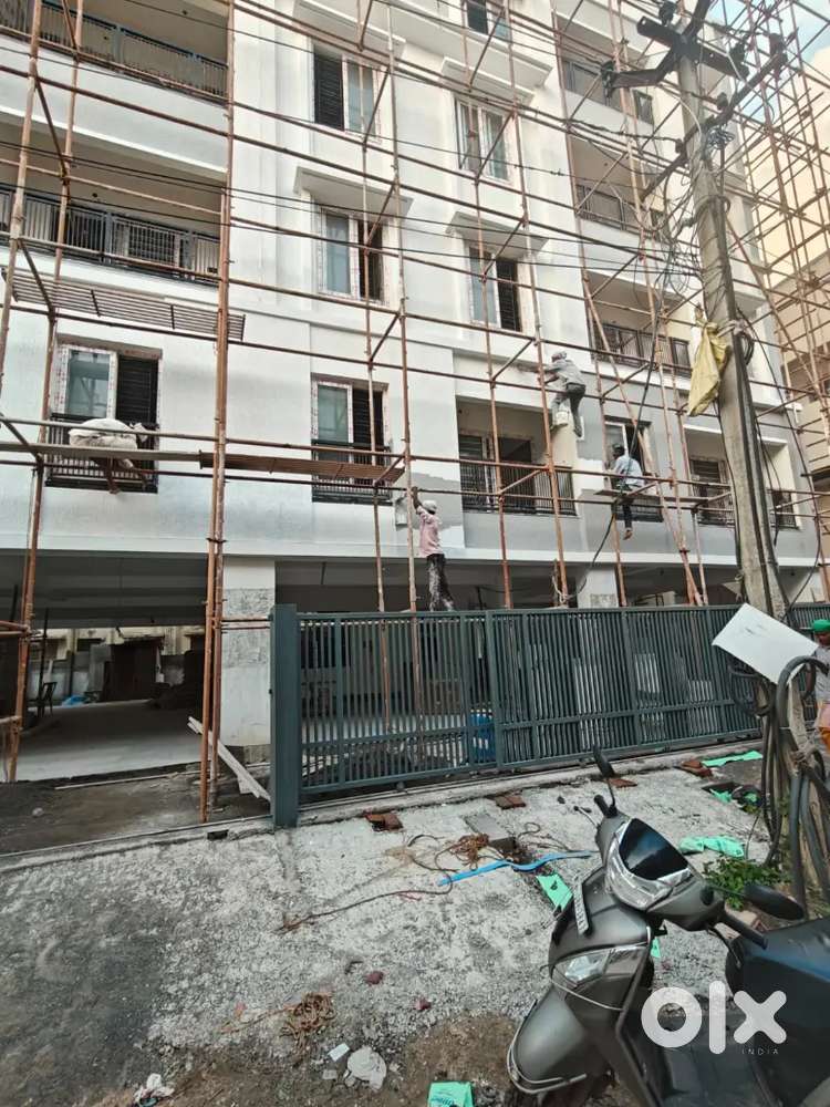 Fully furnished 2BHK flat