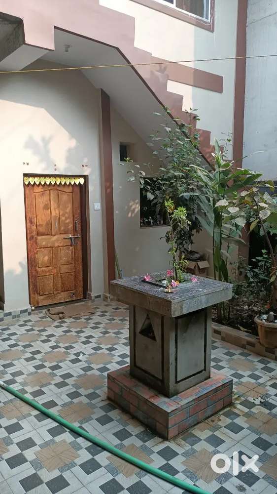1 BHK House for rent.