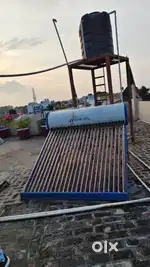 सोलर गीजर वाटर टैंक के साथ
