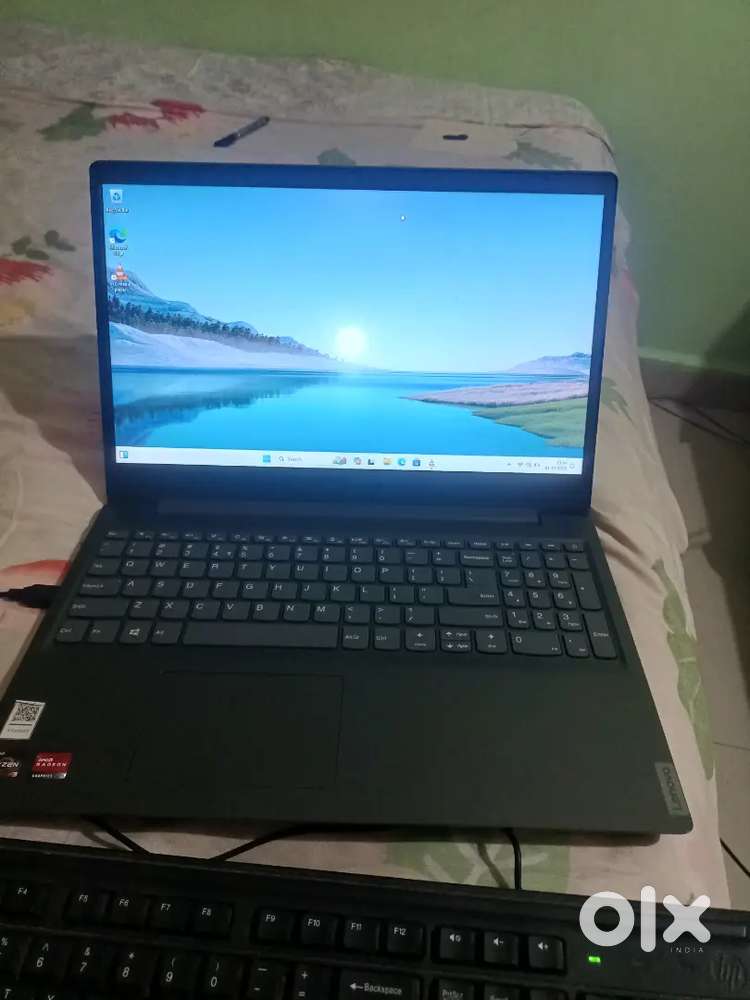 Lenovo Ryzen 3 with Radeon graphics card