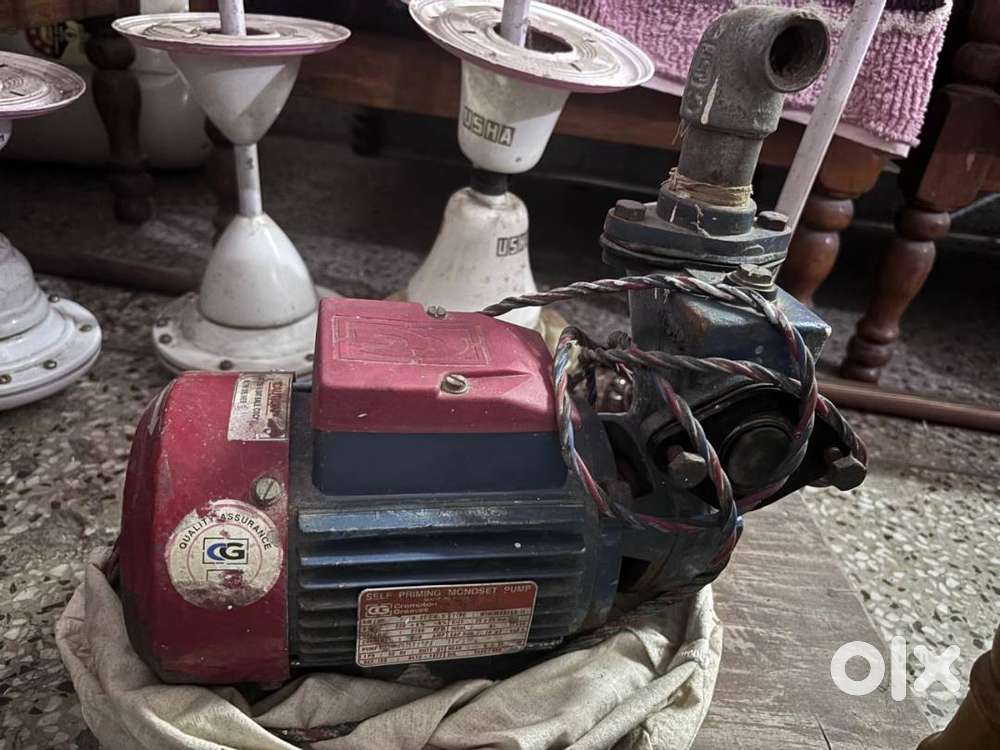 0.50 HP WATER SUCTION PUMP OF CROMPTON & GREAVES VERY GOOD CONDITIONS
