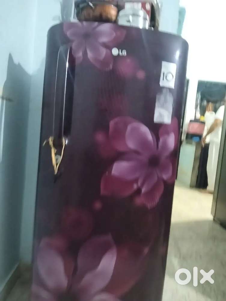 LG Singal dore refrigerator in good condition