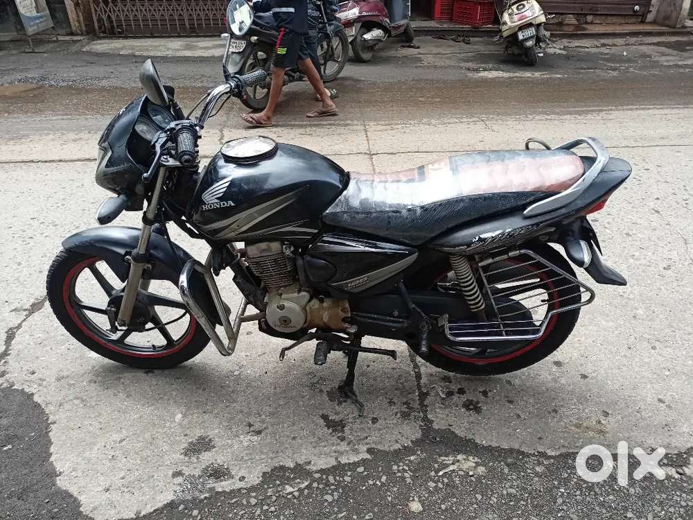 Honda Shine (Repassing Done till 2029 November)