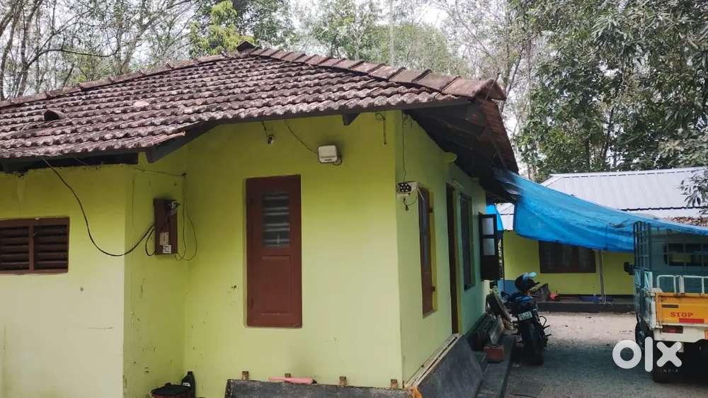 വില കുറച്ചു വീടും സ്ഥലവും വിൽപ്പനക്ക്