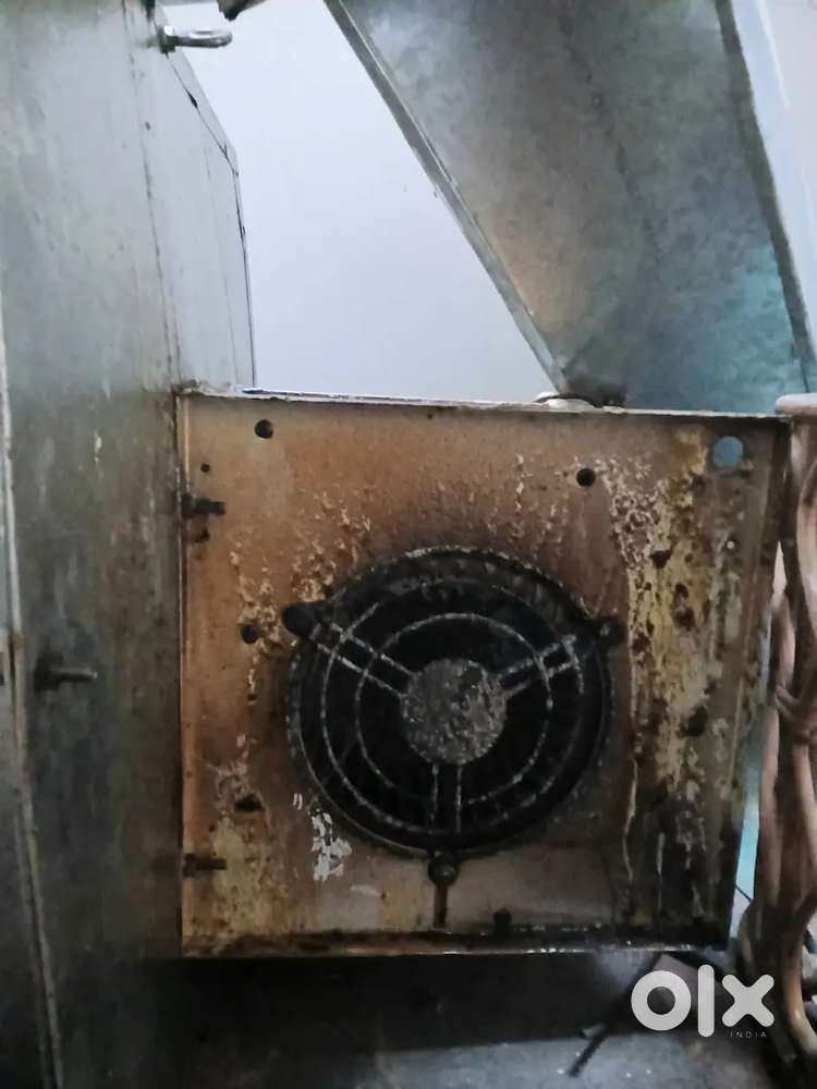Chimney duct with blower
