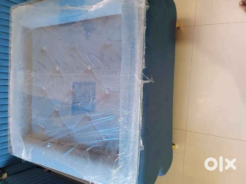 Sofa ki table ek dam new h