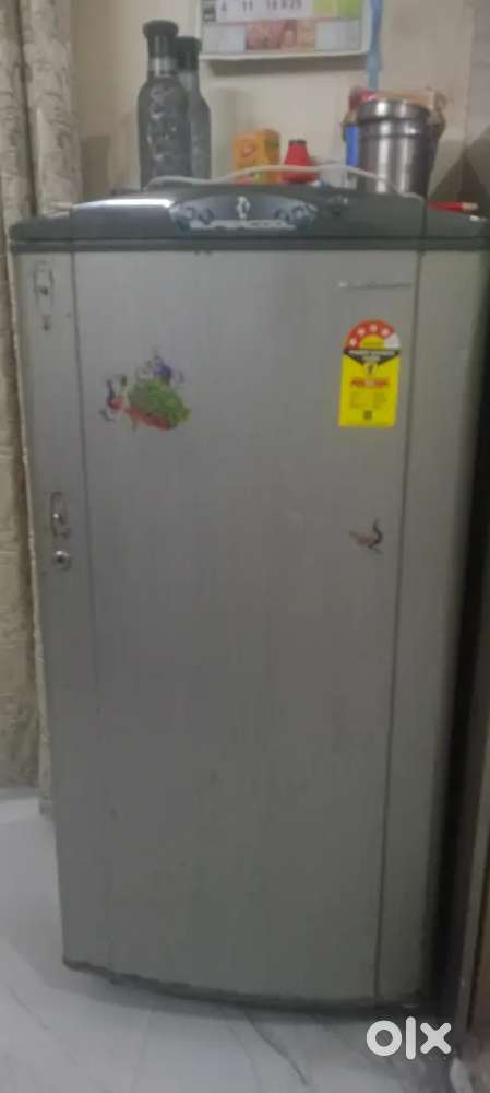 KELVINATOR FRIDGE