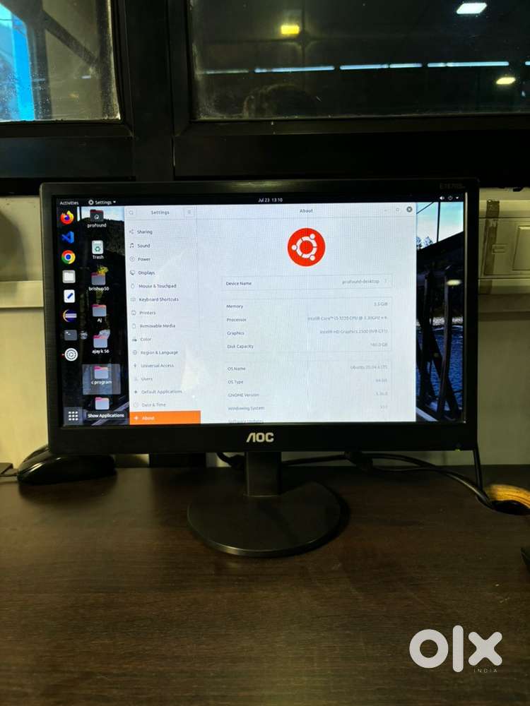 Computers / Computer Table / Revolving Chairs for Sale