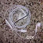 Unused iPhone earphone.