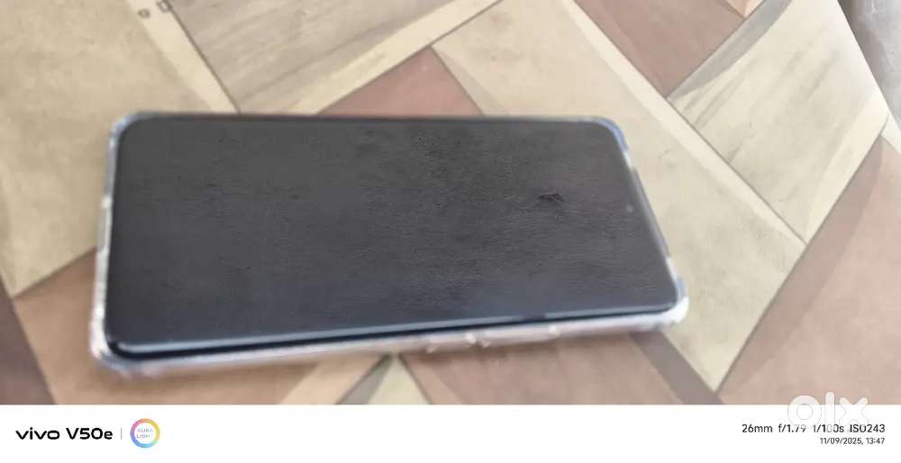 Vivo V60e ram 8+8 gb 128 new 25 din hua hai