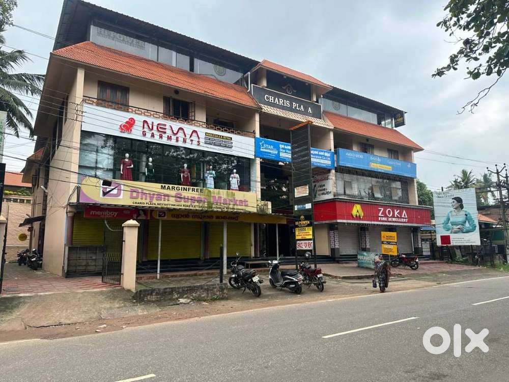 Renting 4 Storey commercial building in Kattakada