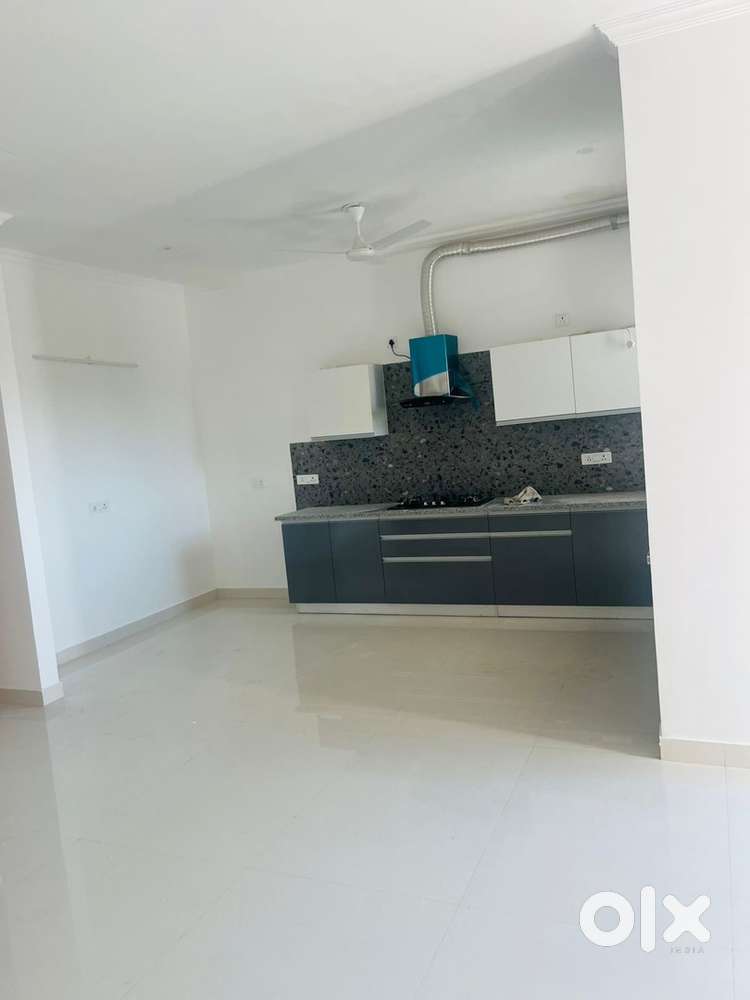 ECO CITY 1 ,nearby strawberry school,Cancer Hospital, Drive to P.G.I