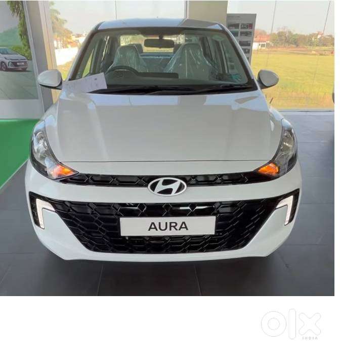 HYUNDAI AURA S CNG READY DELIVERY