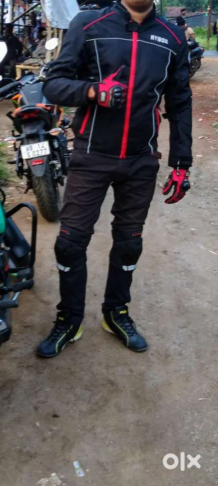 RYNOX AIR GT RIDING JACKET & VIATERRA 65 Liter TAIL BAG