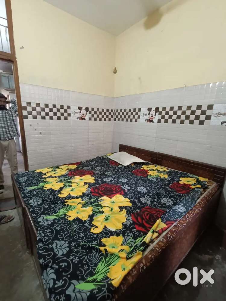 One room with kitchen attached washroom in jujhar nagar near phase 6