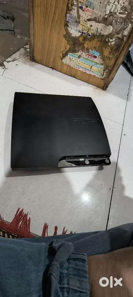 PS 3 500 GB 2 controller hai condition A Plus