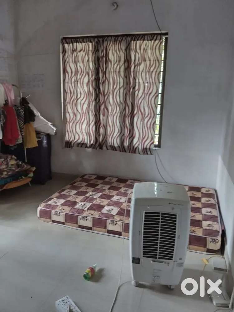 ലേഡീസ് pg for rent near മണികണ്ടശ്വരം temple nettayam