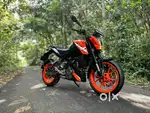 KTM DUKE 200 ABS  SINGLE RC LOW KILOMETRES 13K RUN  LOAN AVAILABLE