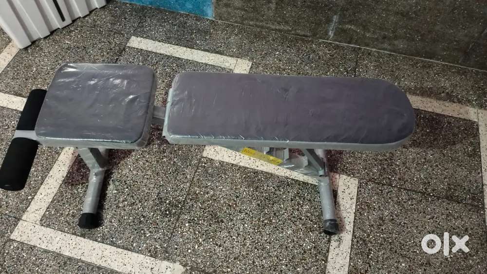 Fitness gym bench