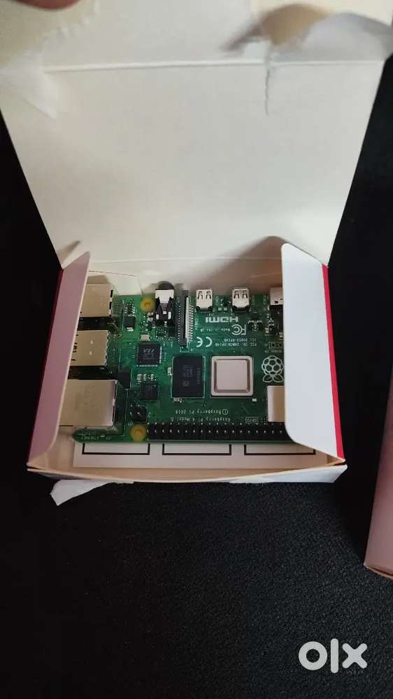 Raspberry Pi 4 model B 4gb(unused) with official adapter