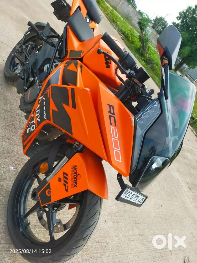 KTM RC 200 BS6 MOTO GP EDITION 1 OWNER BIKE