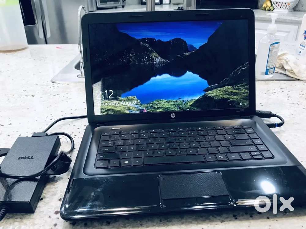 Core i3 laptop with charger and full backup and key board mouse