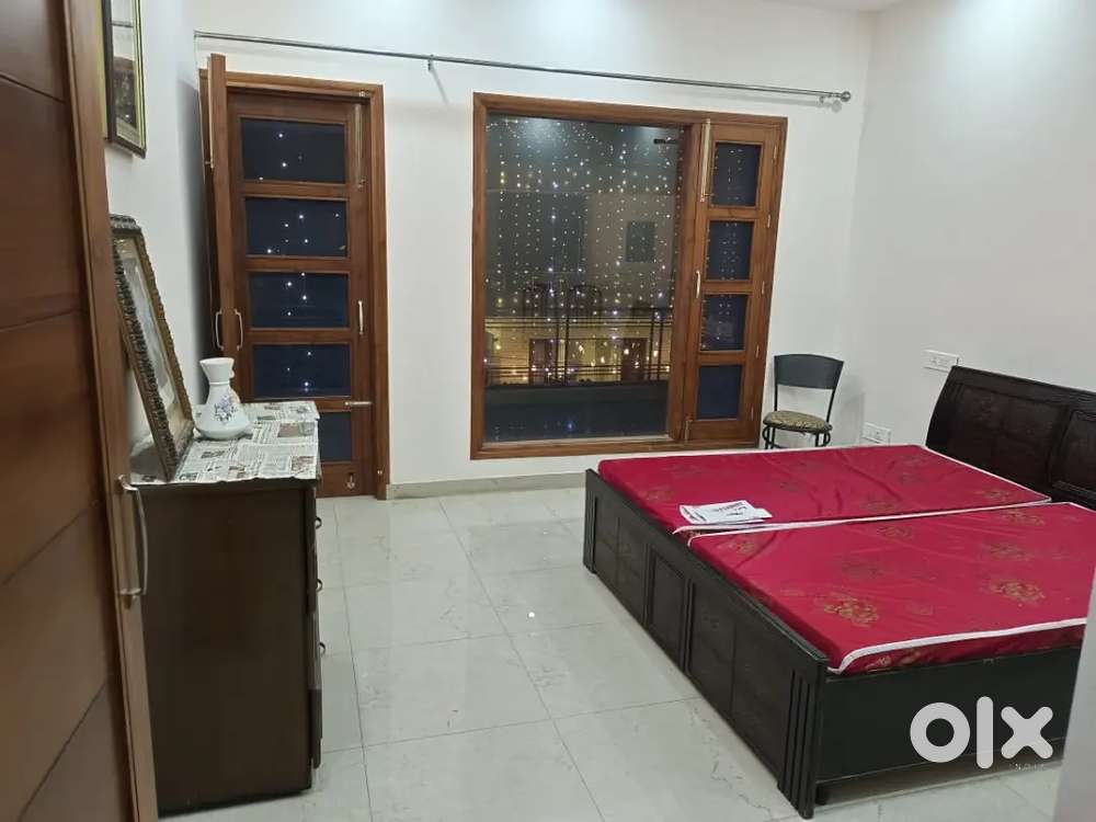 2 bhk flat available for rent sector 123 new sunny enclave
