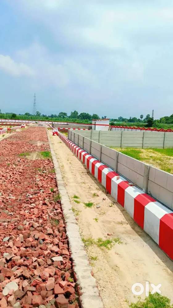 घर बनवा के रहने योग्य प्लाट ले बैंक लोन के साथ