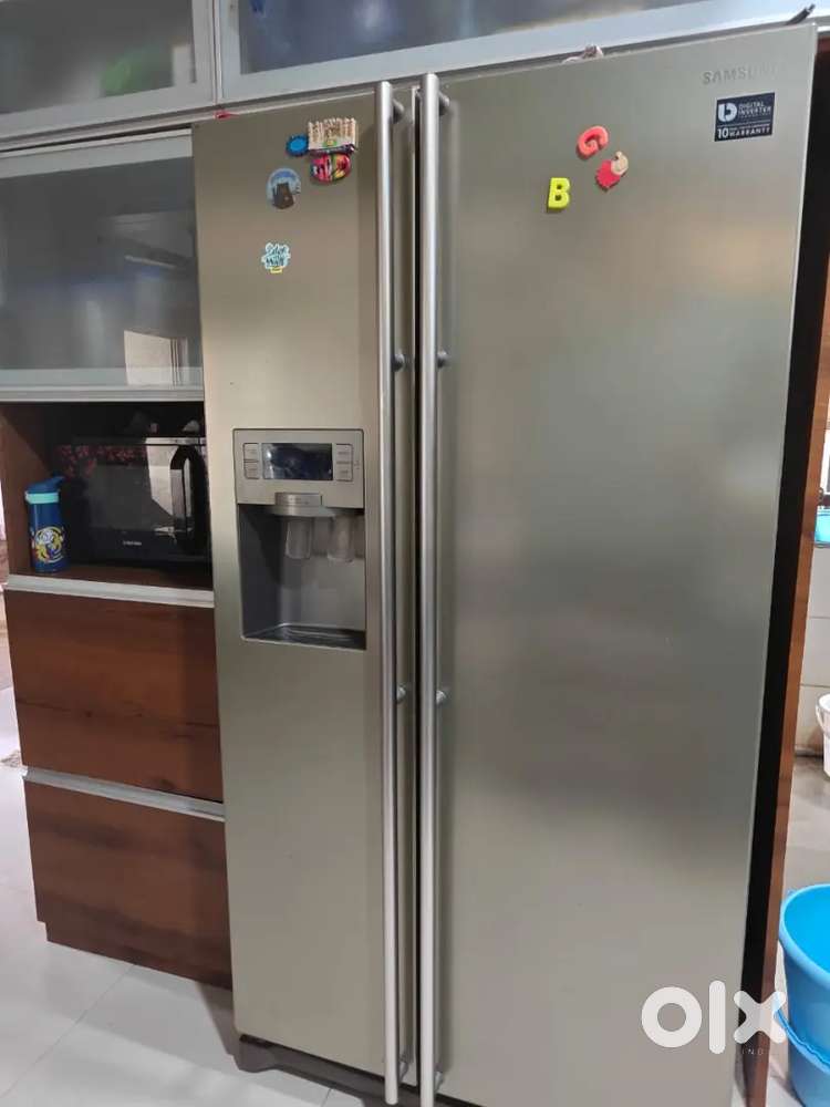 7year old fridge 2 door