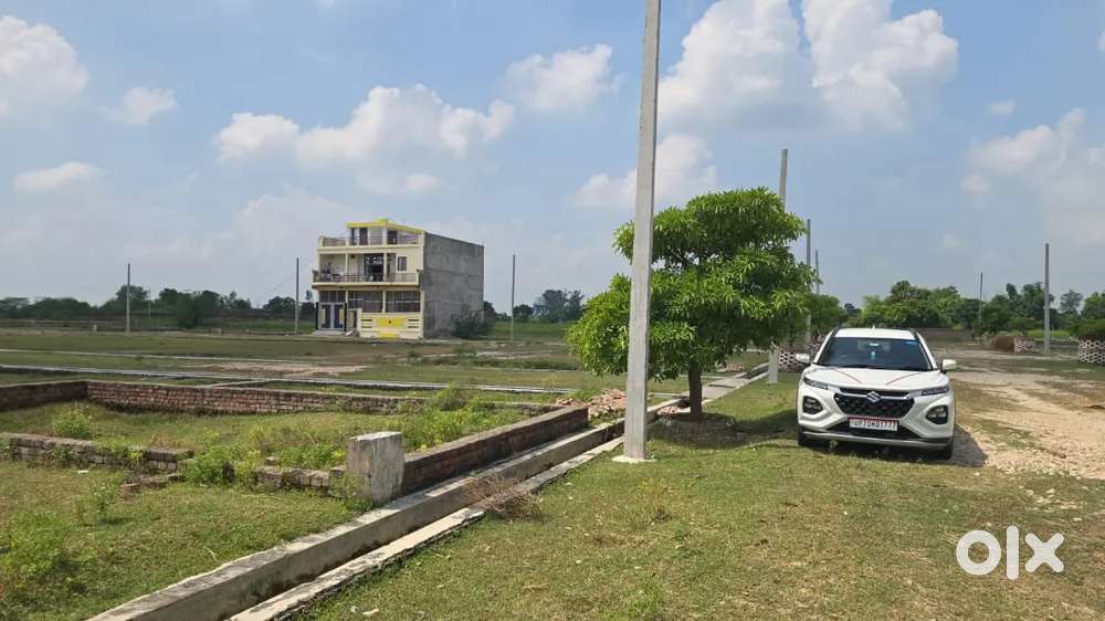 शानदार प्लॉट हाइवे से सटी टाऊन शिप,चौड़ी रोड,मंदिर, पार्क, बिजली,पानी