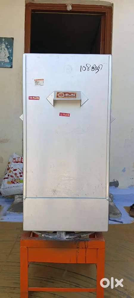 ஹோட்டல் பெரிய இட்லி குக்கர் - கேஸ் அடுப்பு விற்பனைக்கு (108 இட்லி)