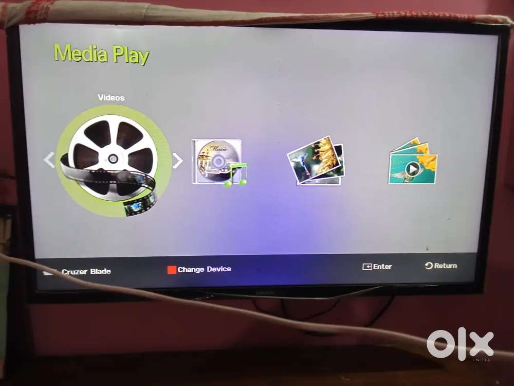 Samsung tv 32 ins only 5000
