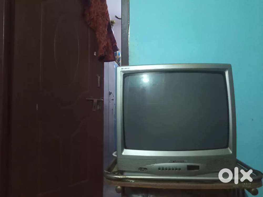Tv sansui tv for sale 20 inches with free trolly