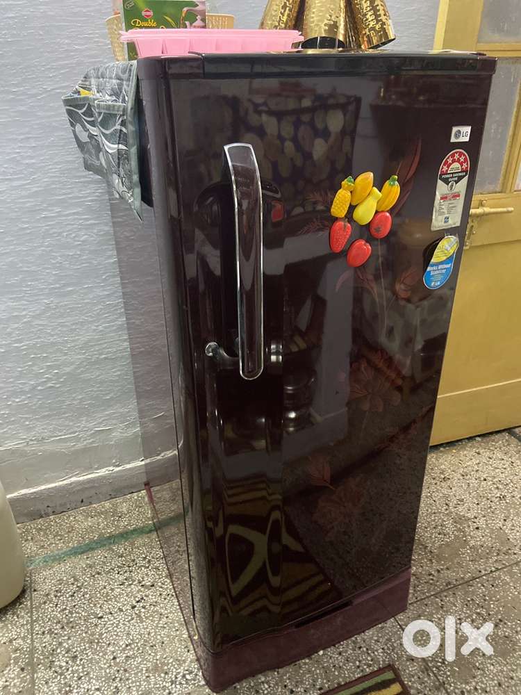 lg fridge in new condition