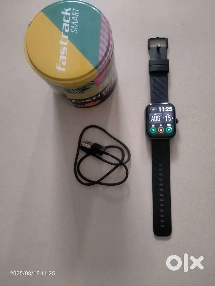 Fastrack Smart Watch 24/7
