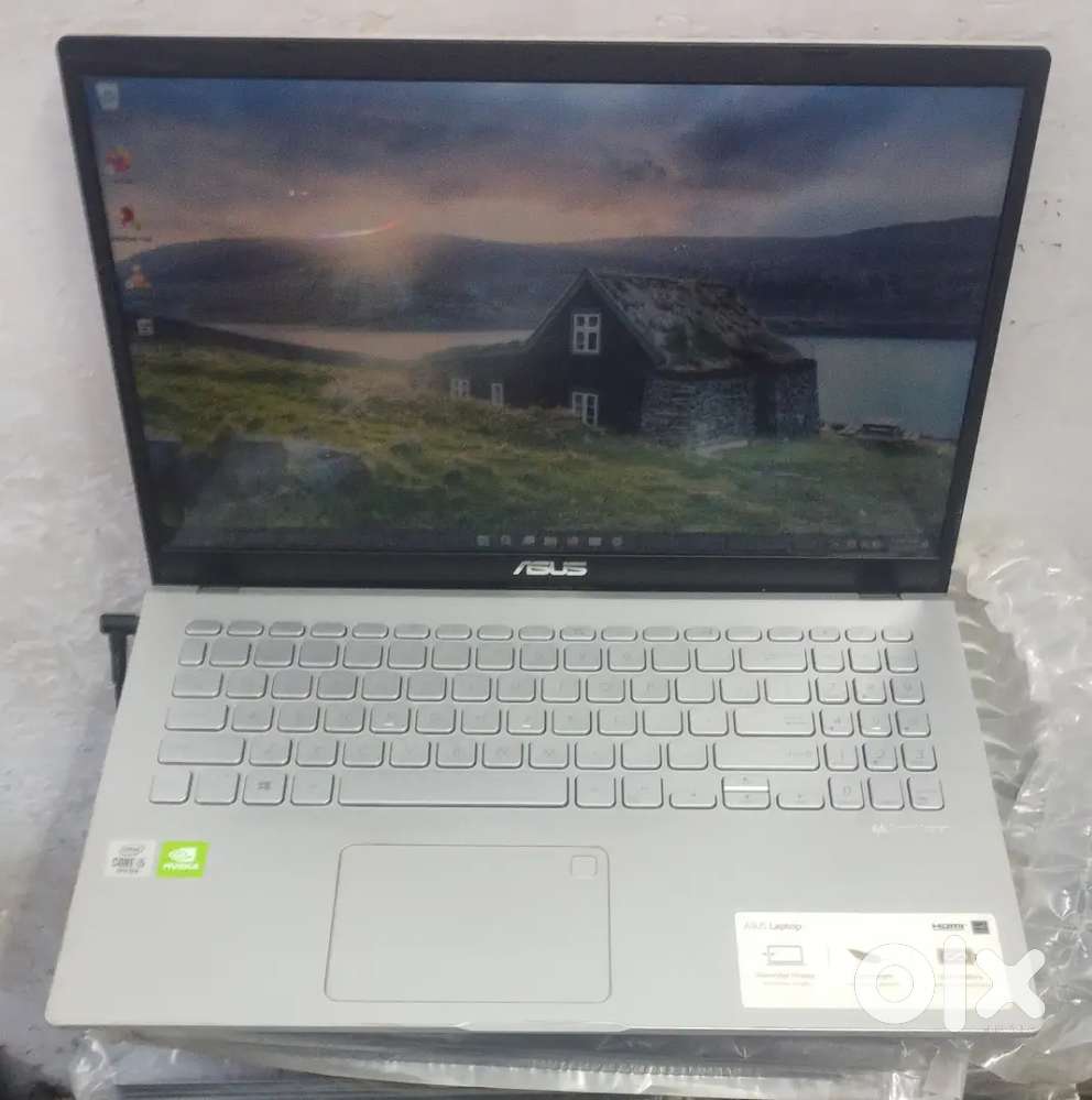 Asus core i5 10th gen 8GB 1tb 2gb graphic