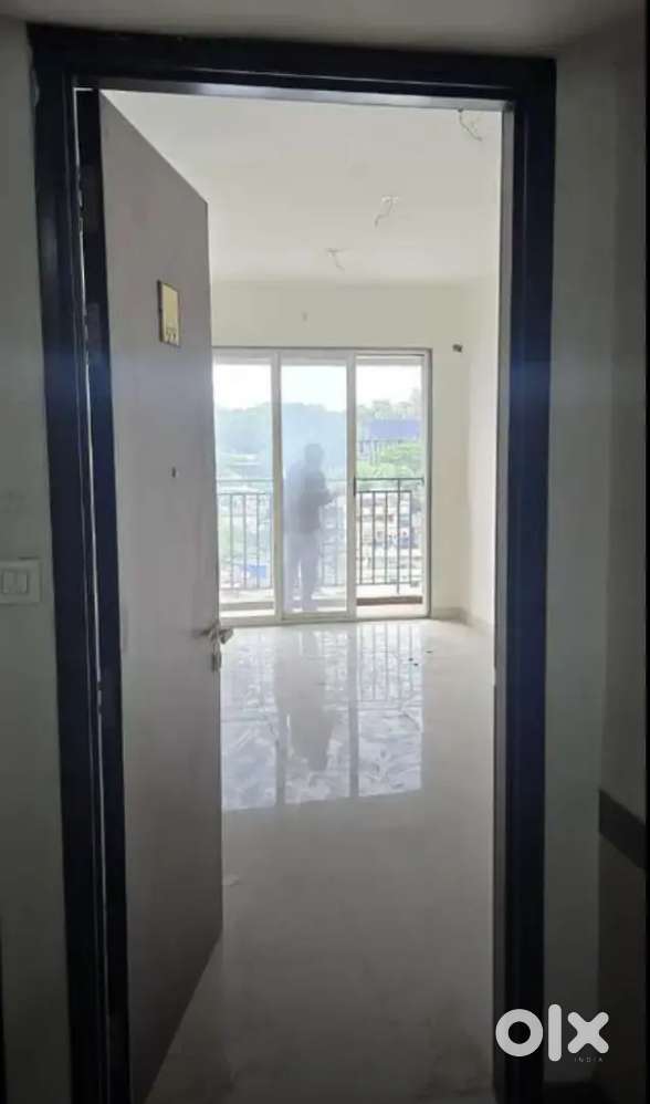 Only Female Flatmate