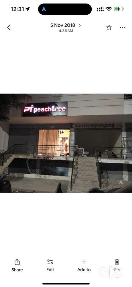 20*20 shop with glass door with big depth