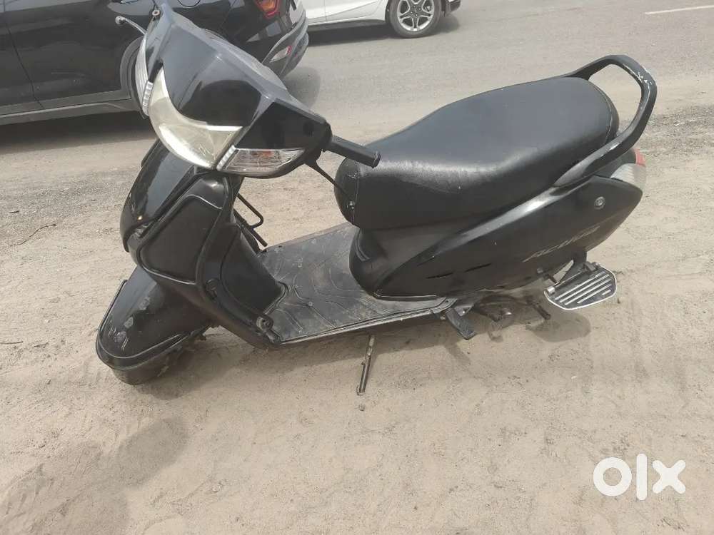 Activa scooty 6g