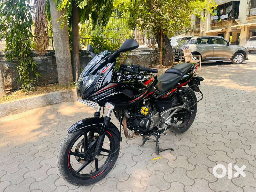 Pulsar 220 F