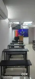 Smart Board(75inch), Camera, Computer,SmartTv, Mic,Studio Lighting,AC