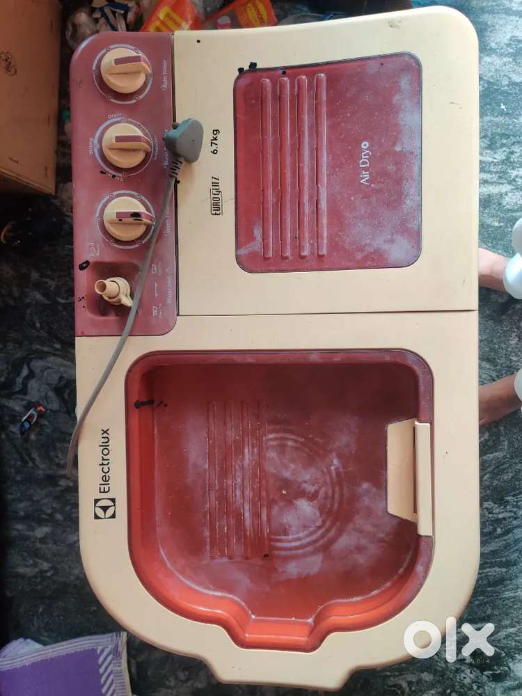 Semi Automatic Washing Machine