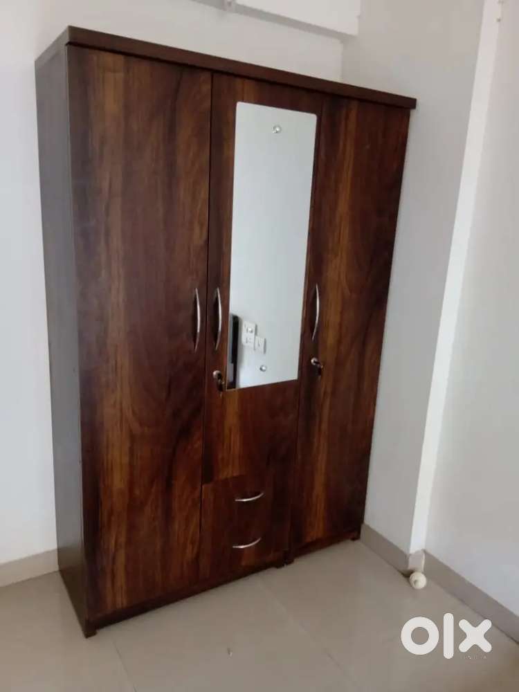 Brand new 3Door Almirah Factory sale