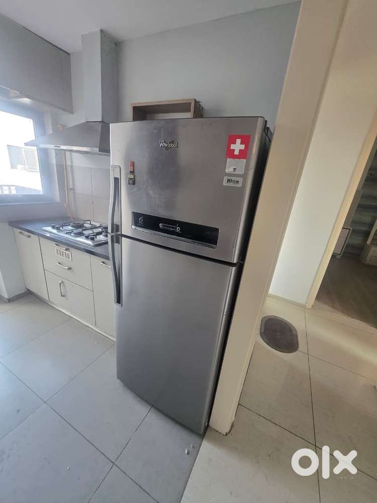 Whirlpool double door 450L+ fridge in excellent condition