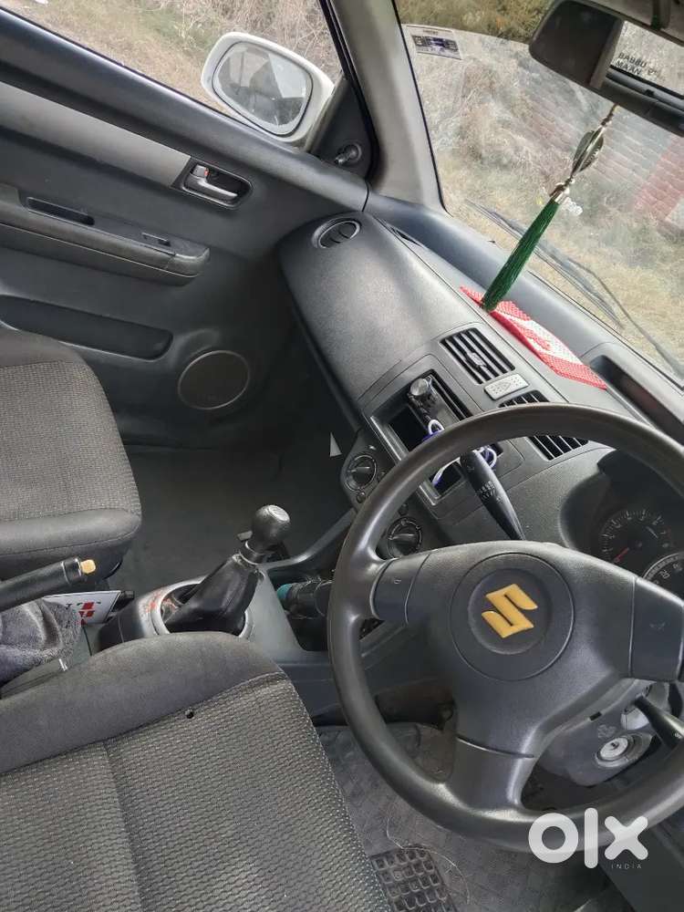 Maruti Suzuki Swift 2006 Petrol 80000 Km Driven vry smooth