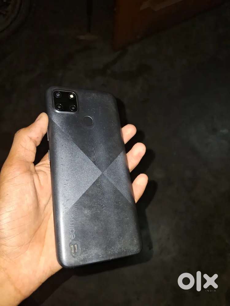 realme c21y